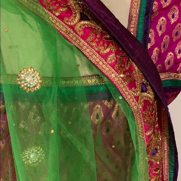 LEHENGA in jewel tones, fits us size 10-12 - Picture 6 of 8